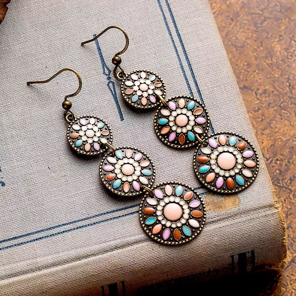 ✨ BOHO Ethnic Multicolor Drop Earrings ✨ - Picture 2 of 2